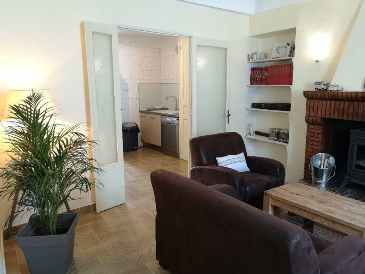 La Maison Bleue Cereste Екстер'єр фото