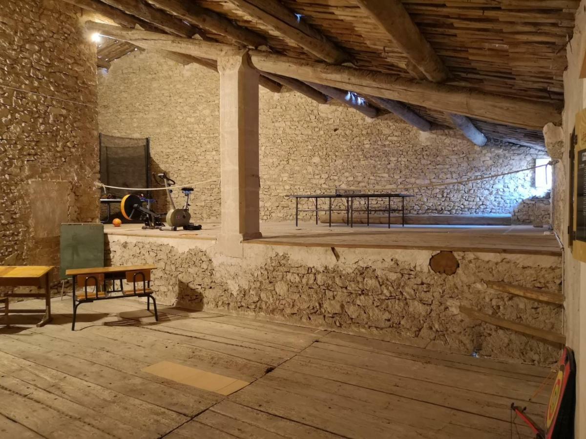 La Maison Bleue Cereste Екстер'єр фото